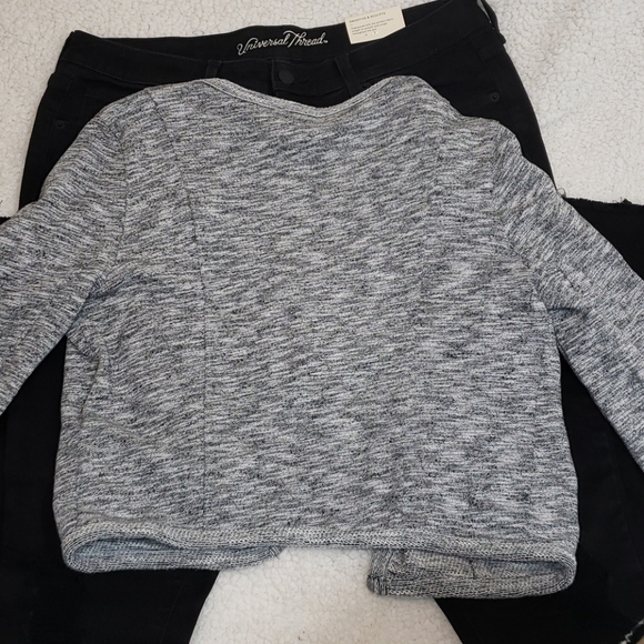 3💋 for $35 Express Short Cardigan - Picture 5 of 7